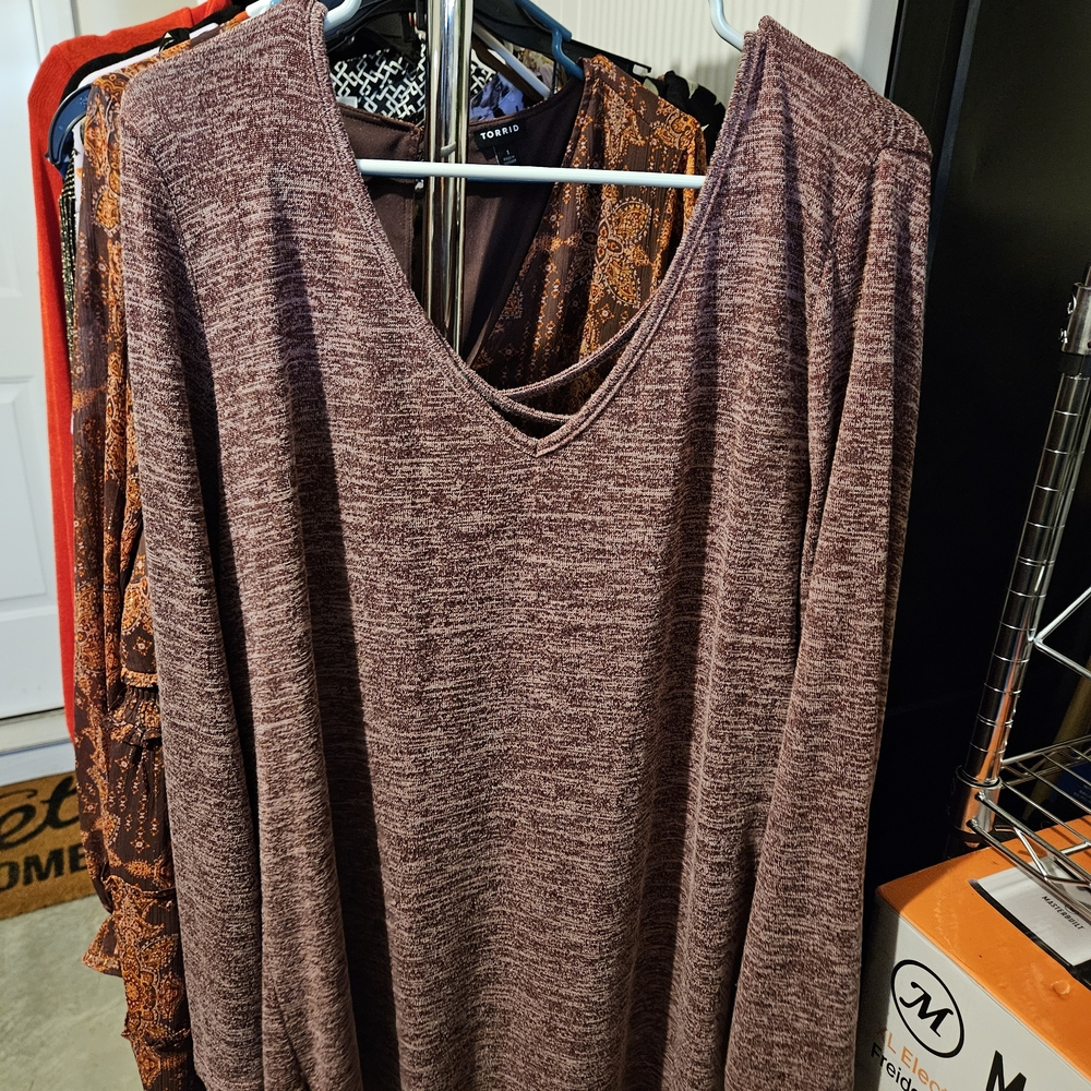 Women's Maroon V-Neck Top